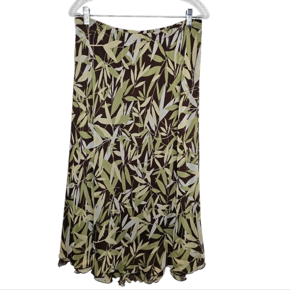 Briggs New York Green Leaf Pattern Sheer Overlay with Ruffled Hem Skirt Size 12 - Picture 3 of 7